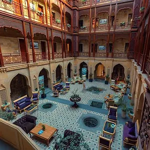 4* Hotel Shah Palace Luxury Museum